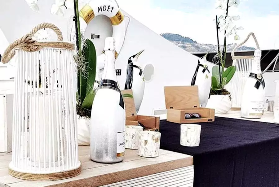 a sparkling boat party! - Blog Claire Maggiora Events