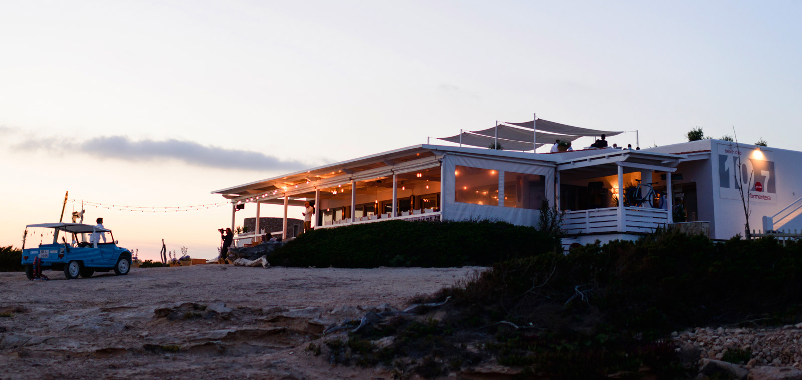 destination weddings Formenera beach club 10.7